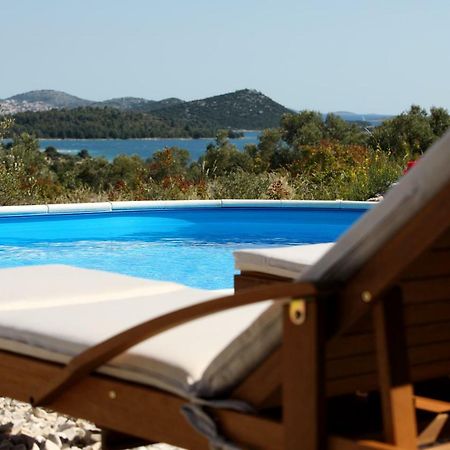 Holiday Home Petar Drage Esterno foto
