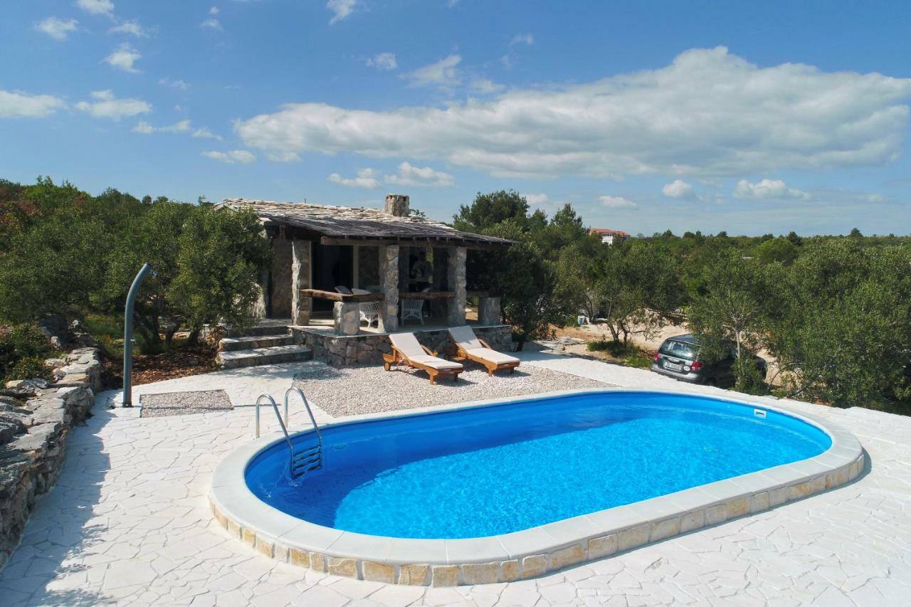 Holiday Home Petar Drage Esterno foto